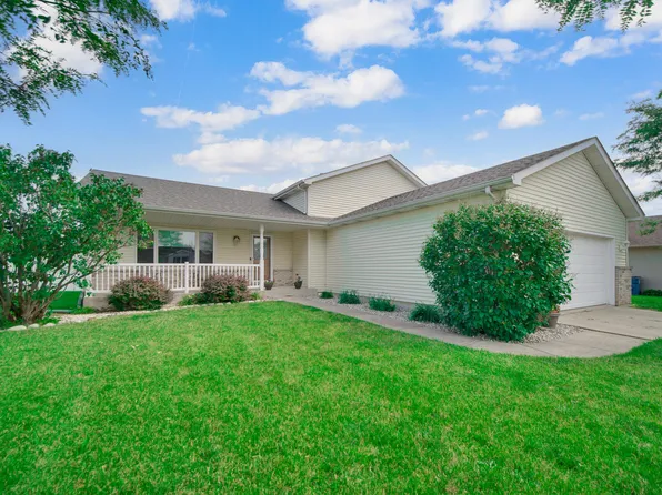 774 Surrey Dr, Lowell, IN 46356