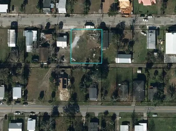 238 Avenue C, Port Saint Joe, FL 32456