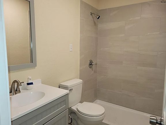 Main bathroom