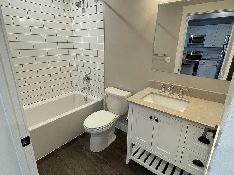 605 N 7th Ave #204 — Photo 10