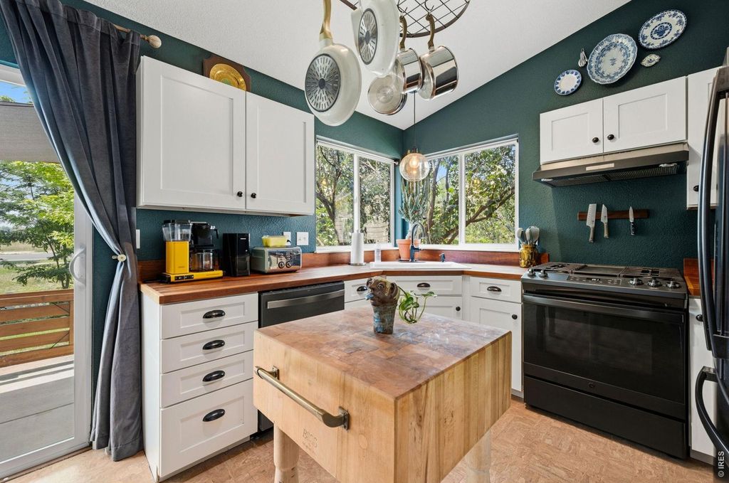 259 Calcite Ct