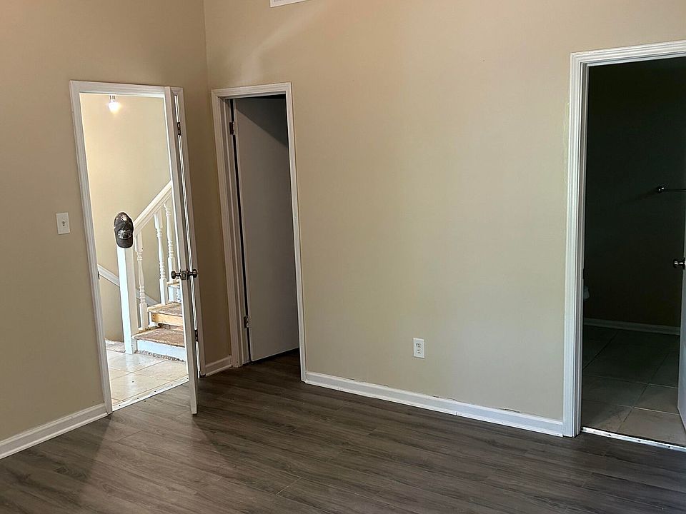 2nd image of 7502 Lerose Dr