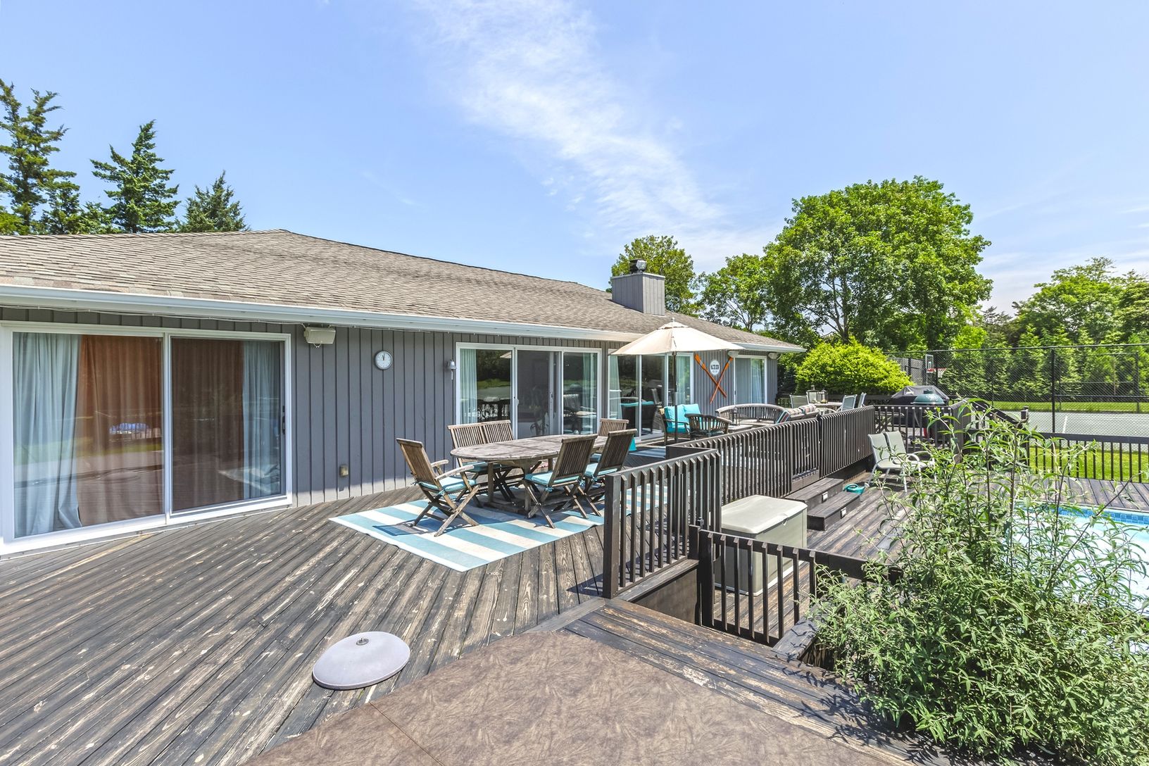 39 South Country Rd 