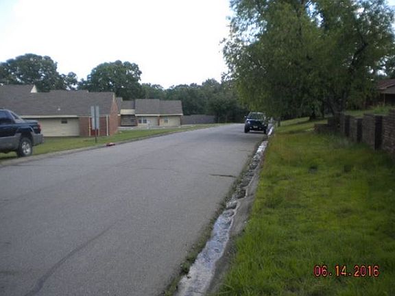 5th image of 1815 N 29th St