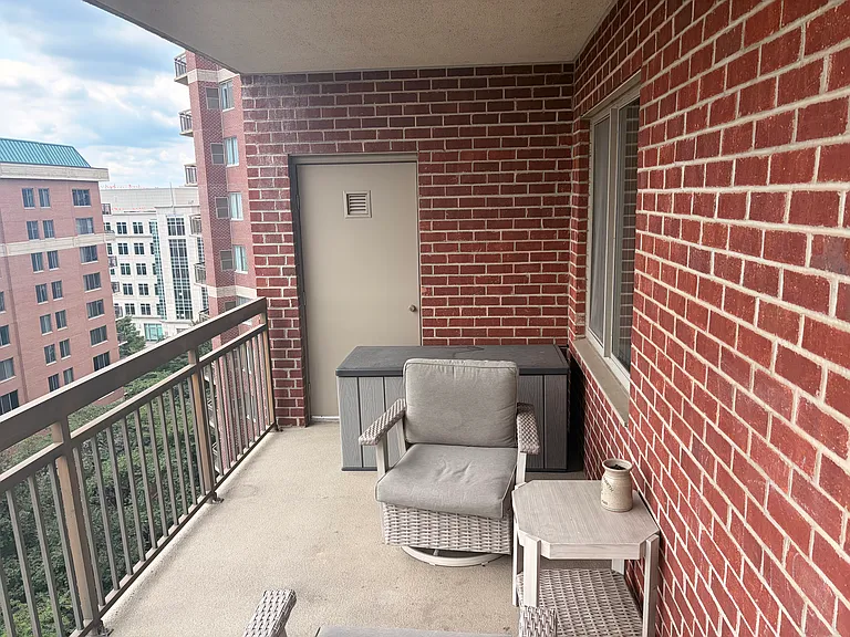901 N Monroe St #916 — Photo 16
