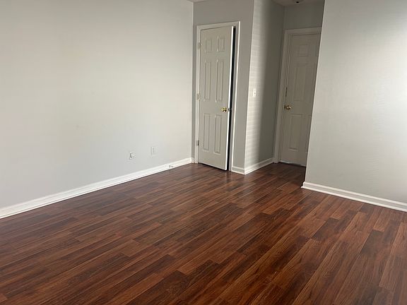 3rd image of 6007 Lawnmeadow Dr