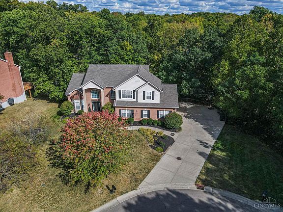 3rd image of 9734 Lupine Dr