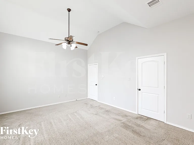 10402 Golden Hearth Ln — Photo 10
