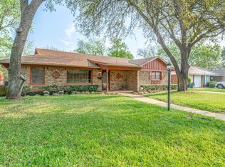 6809 Yolanda Dr, Fort Worth, TX 76112