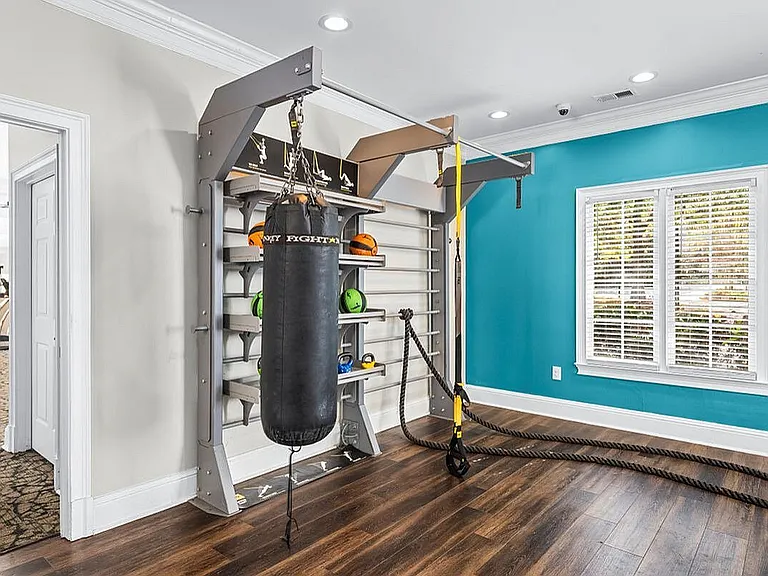 24-Hour Fitness Center at Lake St James