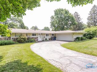 2856 Wicklow Rd, Toledo, OH 43606