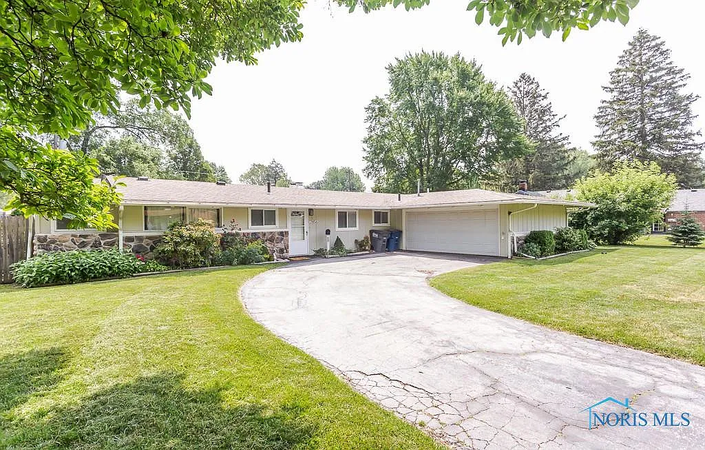2856 Wicklow Rd photo 1