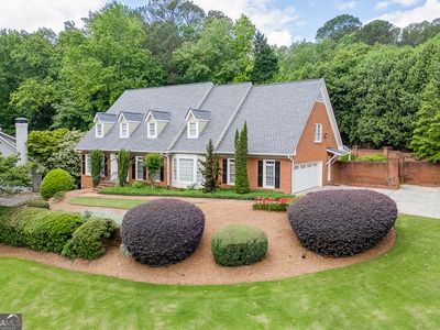 7660 Dunvegan Close, Sandy Springs, GA, 30350