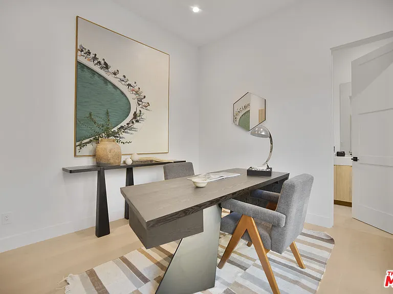 4433 Kraft Ave — Photo 25