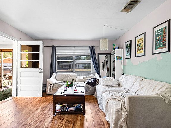 4th image of 6 Okahatchee Cir