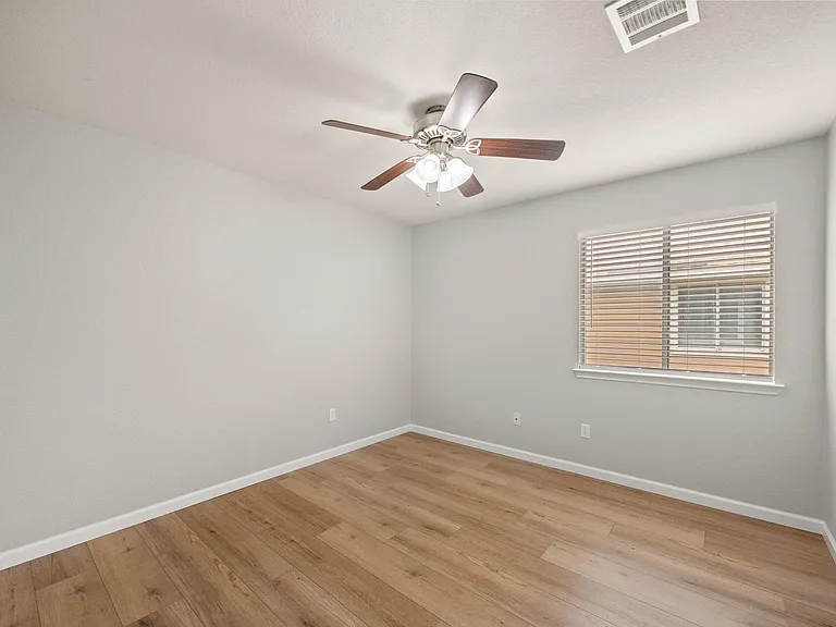 1429 Davis Mountain Loop — Photo 23