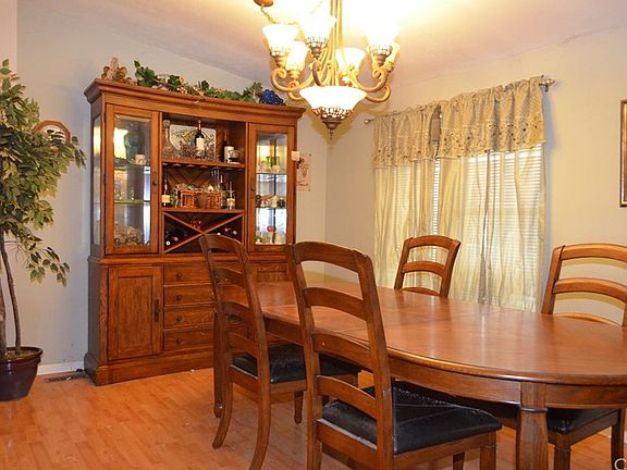 5th image of 29580 Rhonda Ln