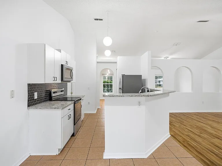 38 Bud Field Dr — Photo 14