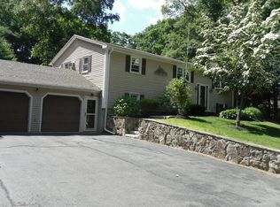 18 Mill St, Middleton, MA 01949