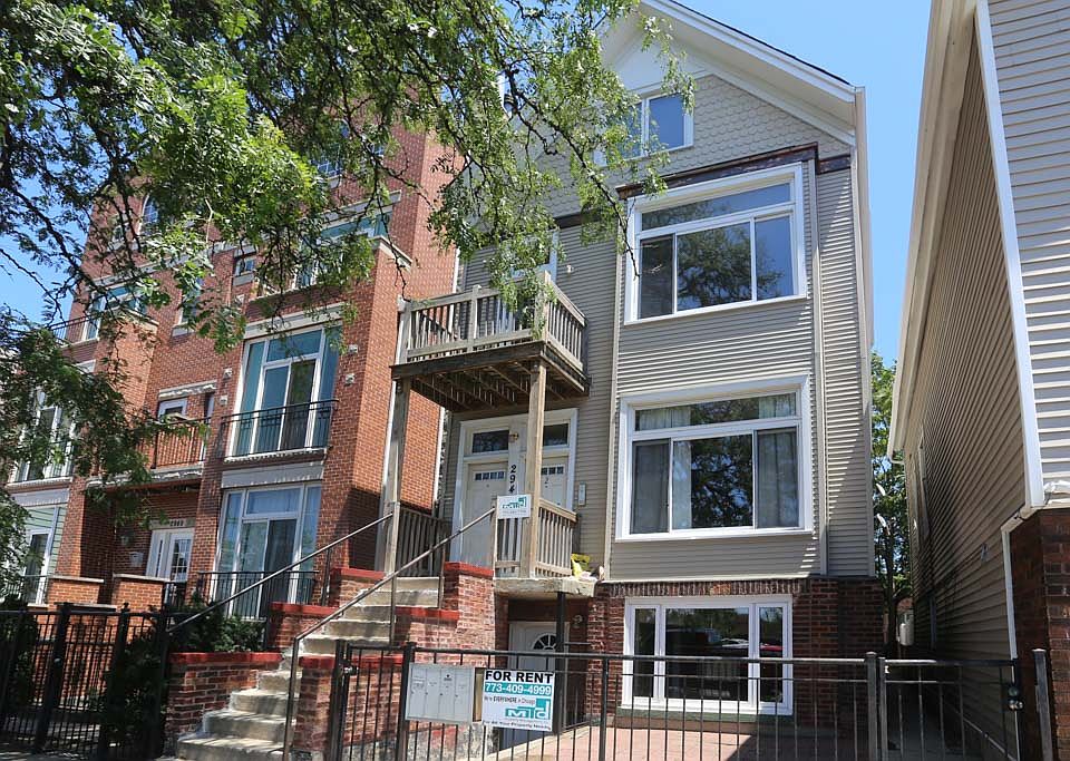1st image of 2947 N Ashland Ave APT 1