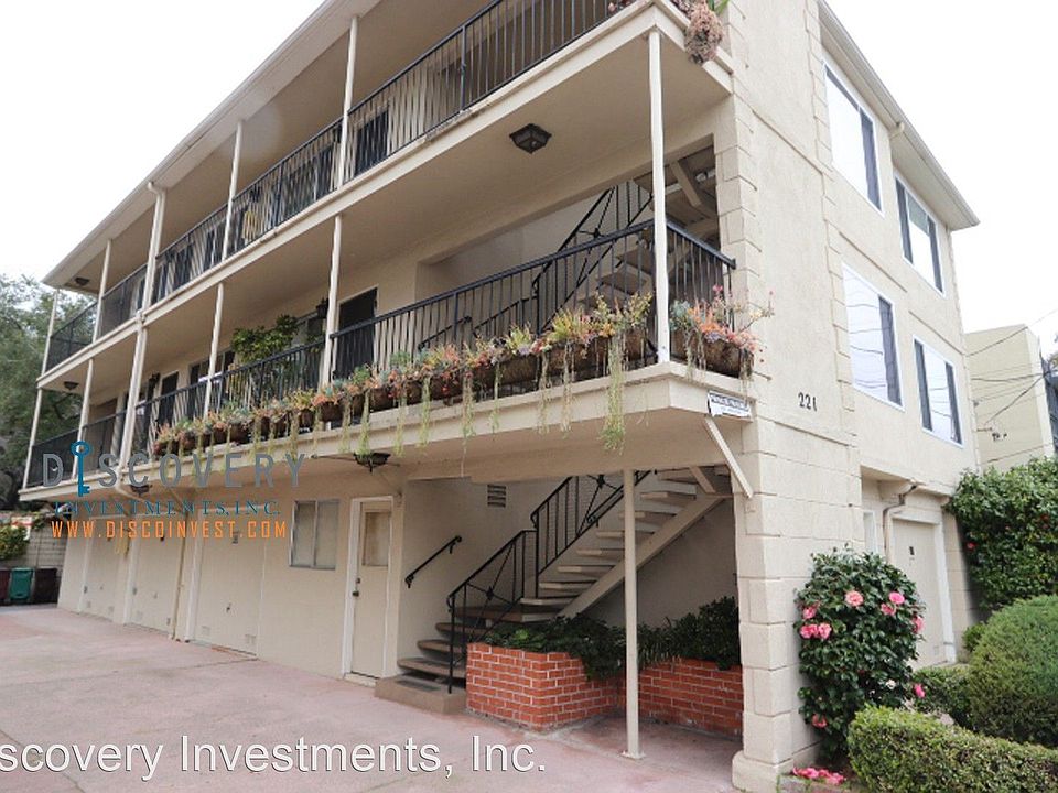 1st image of 221 Wayne Ave #B