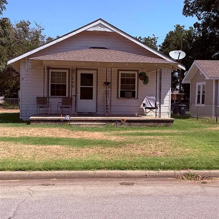 1st image of 615 W Alabama Ave