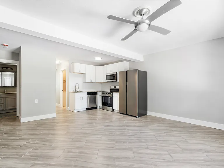 7885 Boca Ciega Dr #3 — Photo 5