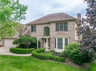 3026 E Ridge Dr, Gibsonia, PA 15044