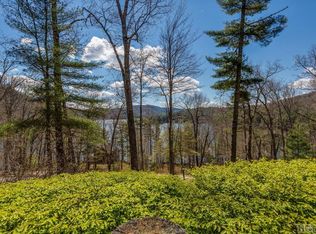 19 Buck Knob Is, Cullowhee, NC 28723