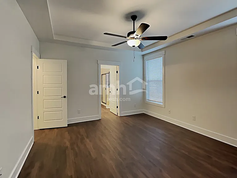 1104 Westlawn Blvd — Photo 9