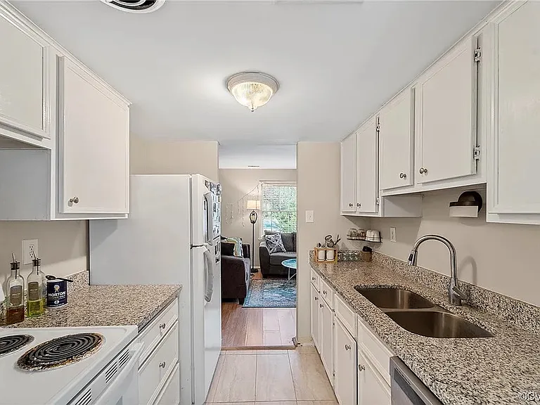 9346 Gildenfield Ct — Photo 10
