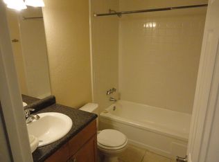 1810 NW 23rd Blvd APT 207, Gainesville, FL 32605