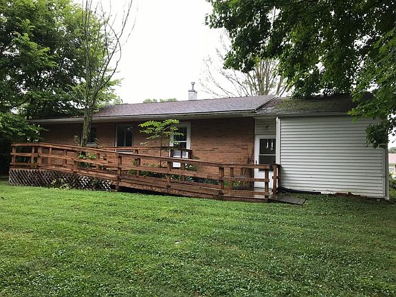 4th image of 13 Emmett Dr