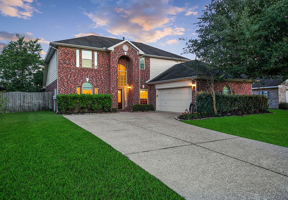 1st image of 1091 Gladstone Dr