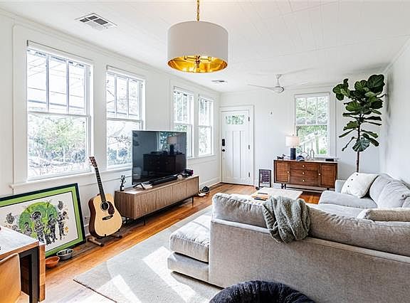 3rd image of 1201 Milan St