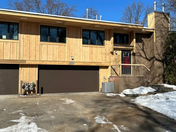 2623 Aspen Ct, White Bear Lake, MN 55110