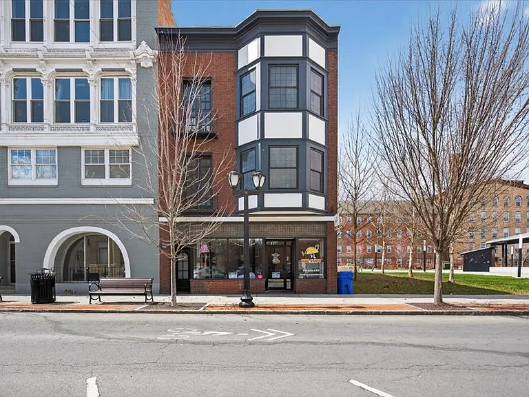 86 Remsen St #3 — Photo 32