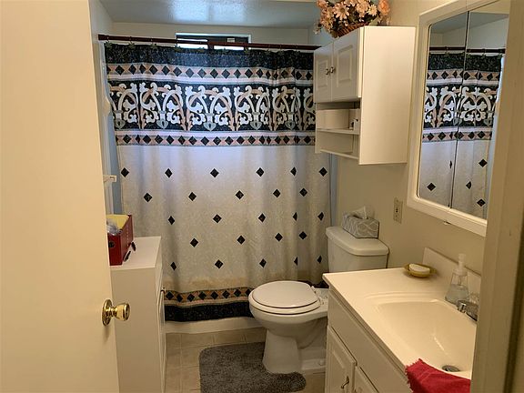 5th image of 1603 W Alameda St
