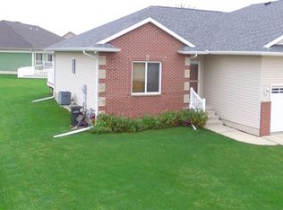 1923 Red Tail Dr, Waterloo, IA 50701