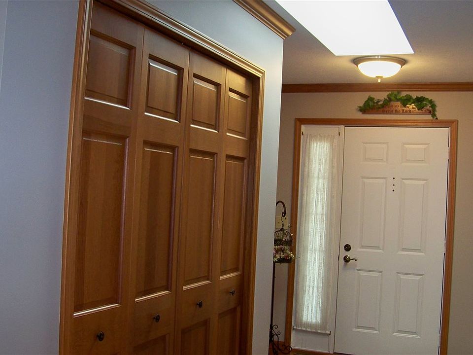 1123 Spring Brooke Dr, Goshen, IN 46528 Zillow