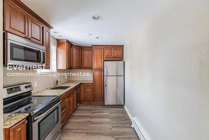 1243 N Washington St #402 — Photo 3