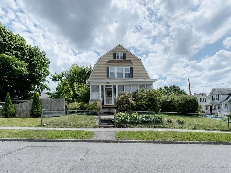 45 Scrimgeour Rd #1 — Photo 1
