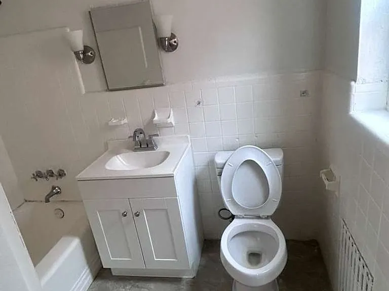 2334 Kemper Ln — Photo 23