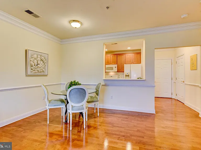 100 Middlesex Blvd #211 — Photo 14