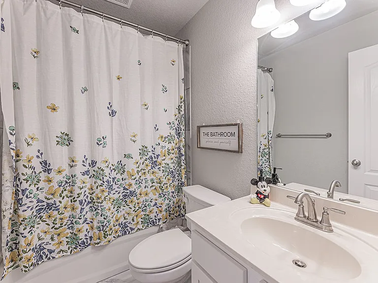 810 Earp Dr — Photo 8