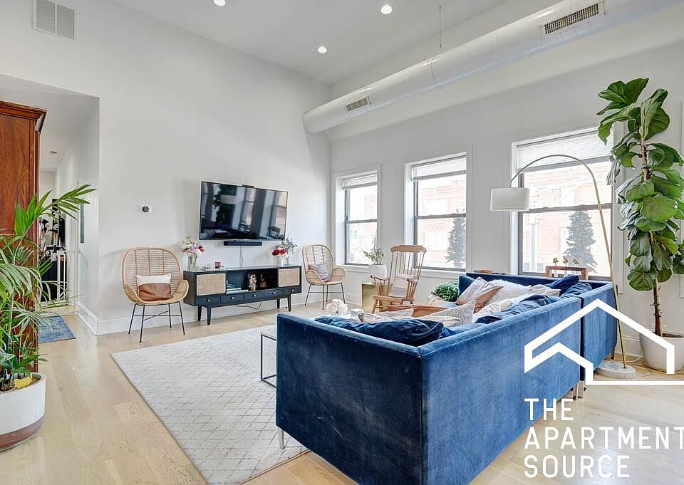 1st image of 3437 W Fullerton Ave #2W