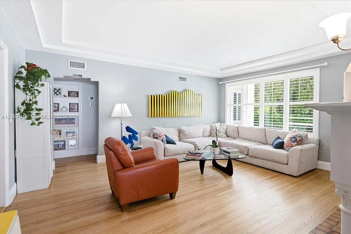 Brickell Estates — Photo 3