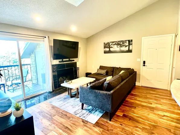 2575 S Syracuse Way, Denver, CO