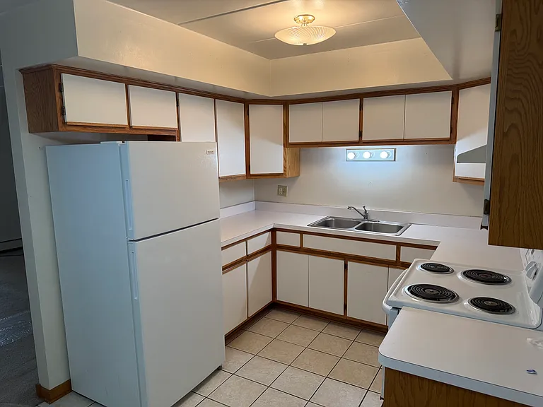 18509 School St #2A — Photo 3