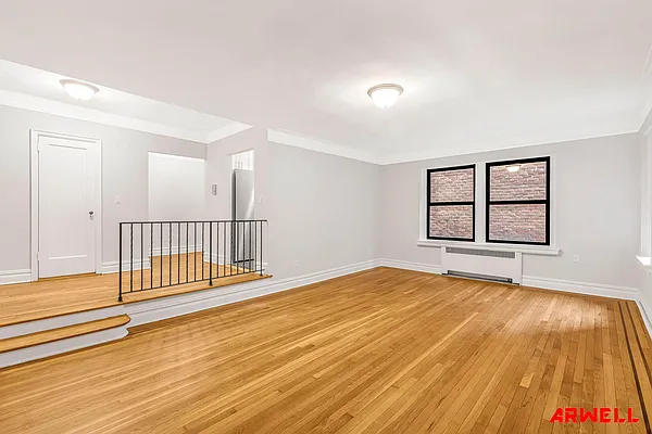 Rented by Arwell Realty | media 5